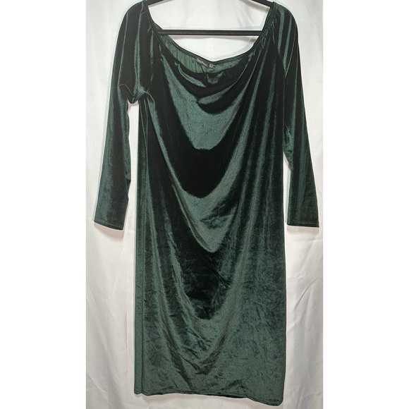 Boohoo Dresses & Skirts - Boohoo Dark Green Velvet Midi Dress Holiday Party US Sz 20